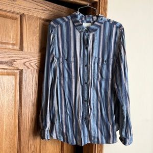 Super Cute Mudd Button-Down Shirt size XL